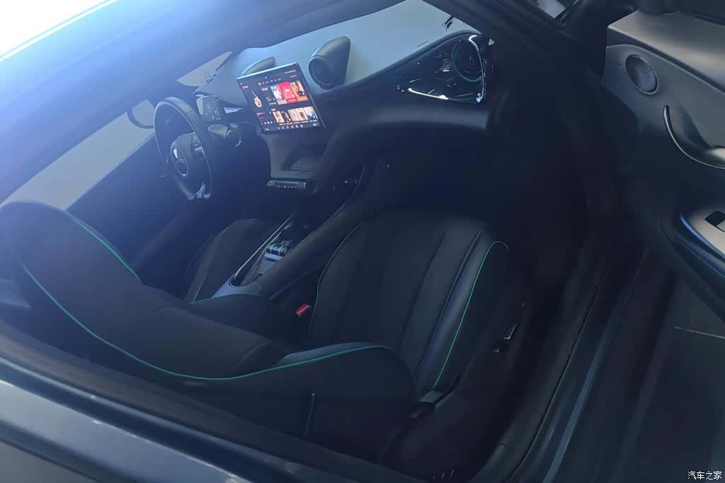 BYD Dolphin, 2024 8
