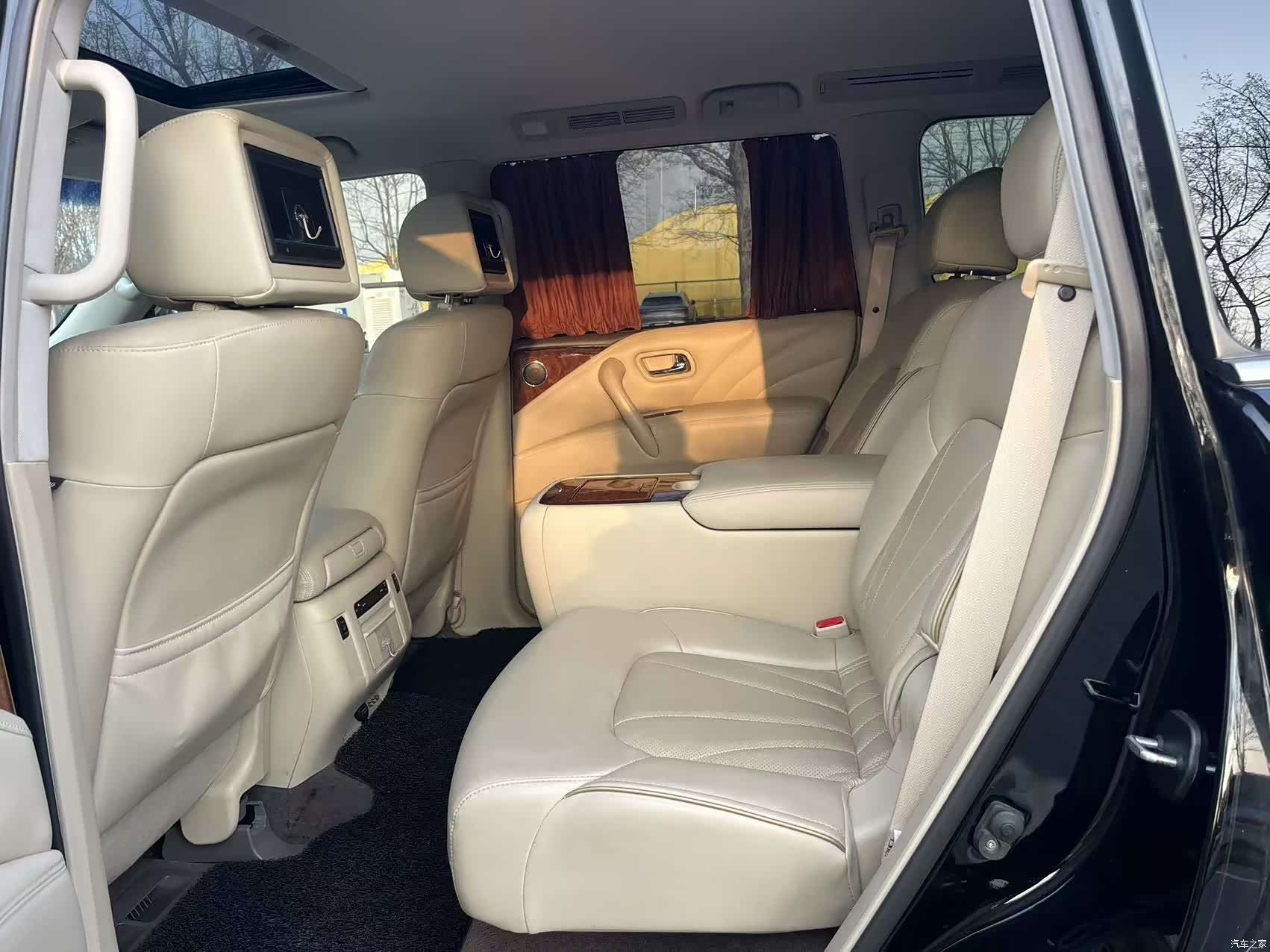 Infiniti QX80, 2018 18
