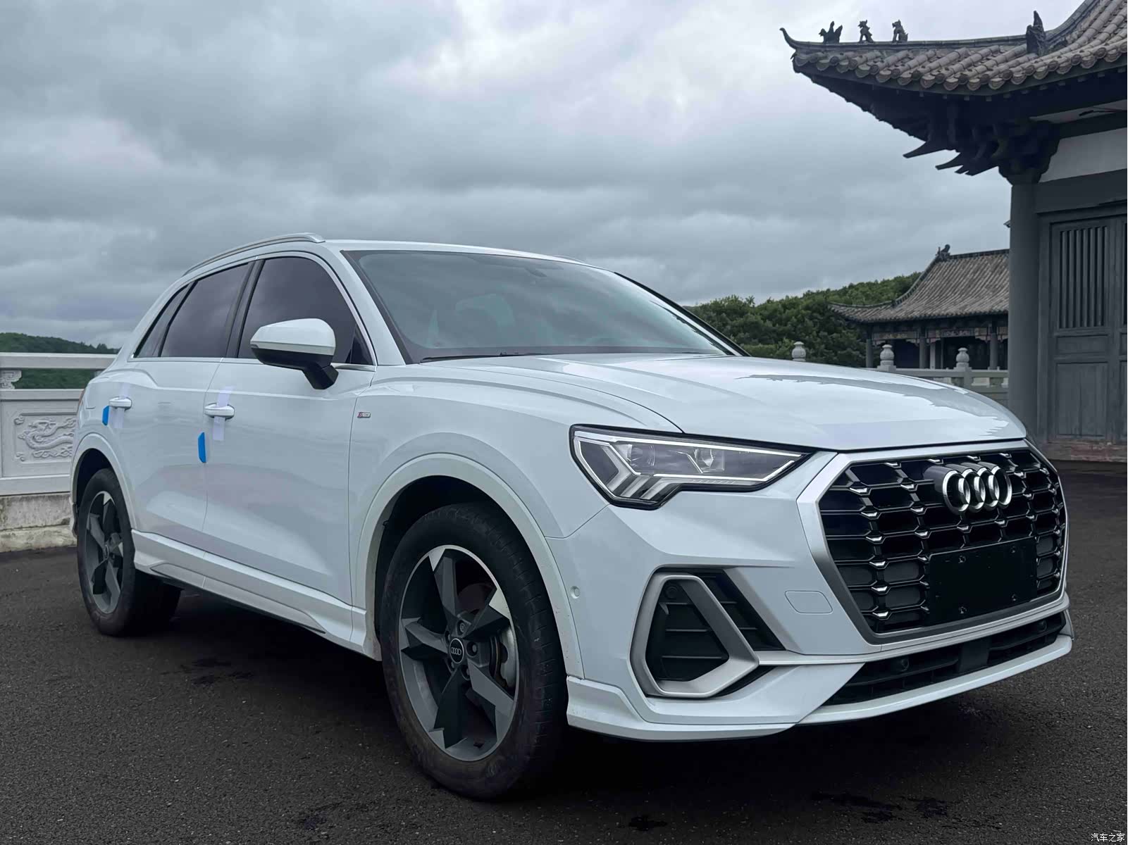 Audi Q3, 2022 2