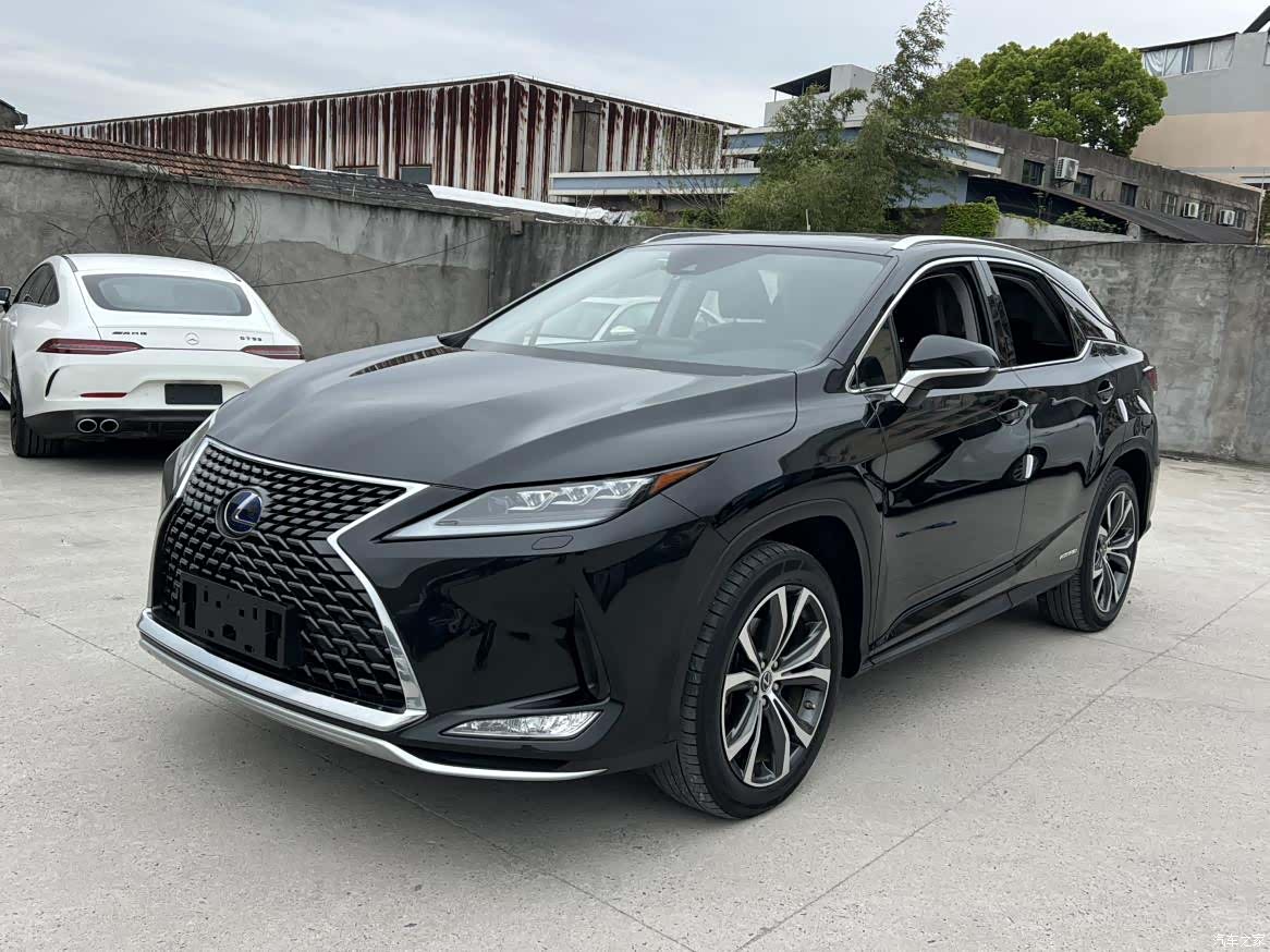 Lexus RX, 2020 1
