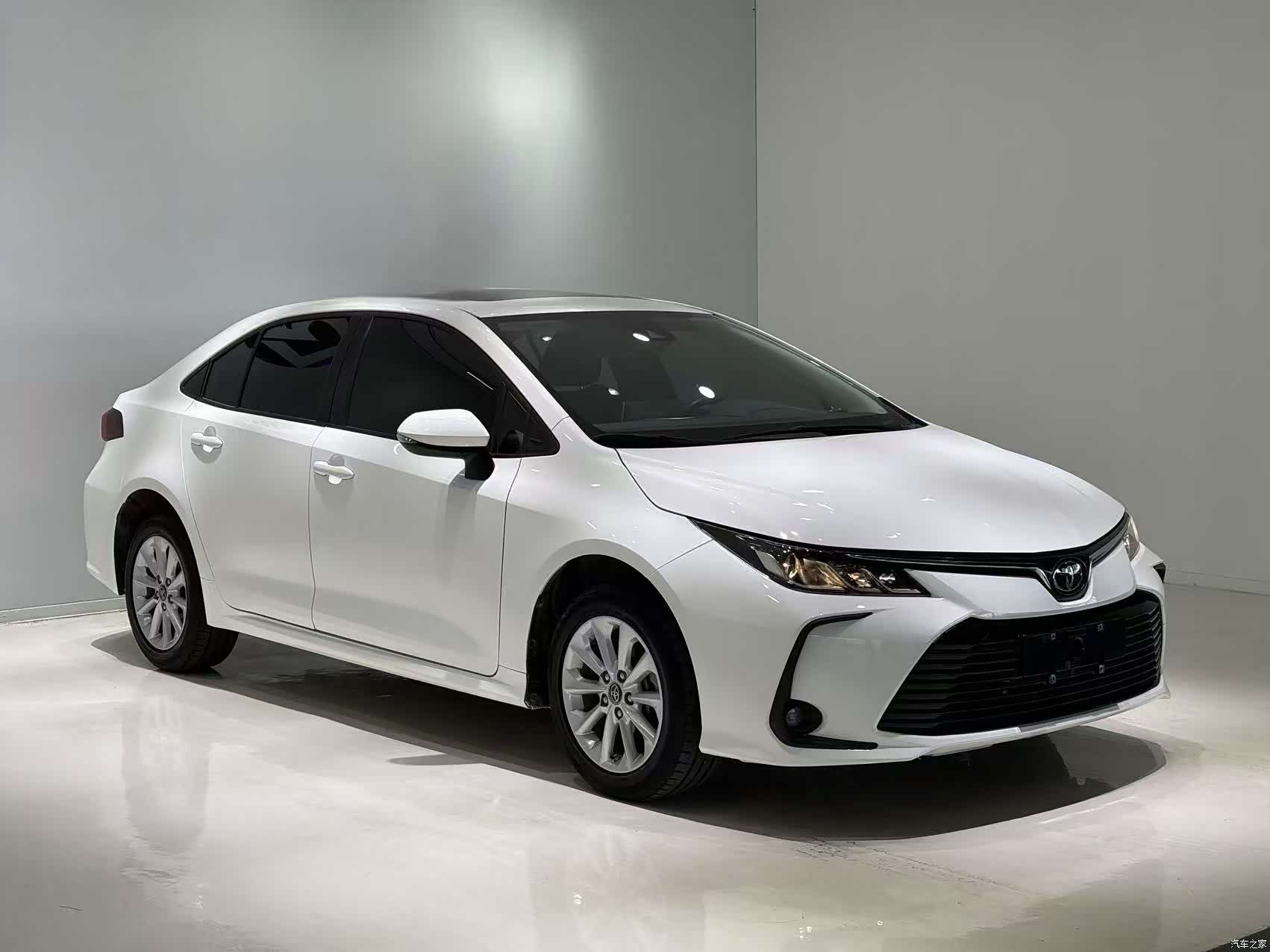 Toyota Corolla, 2022 3
