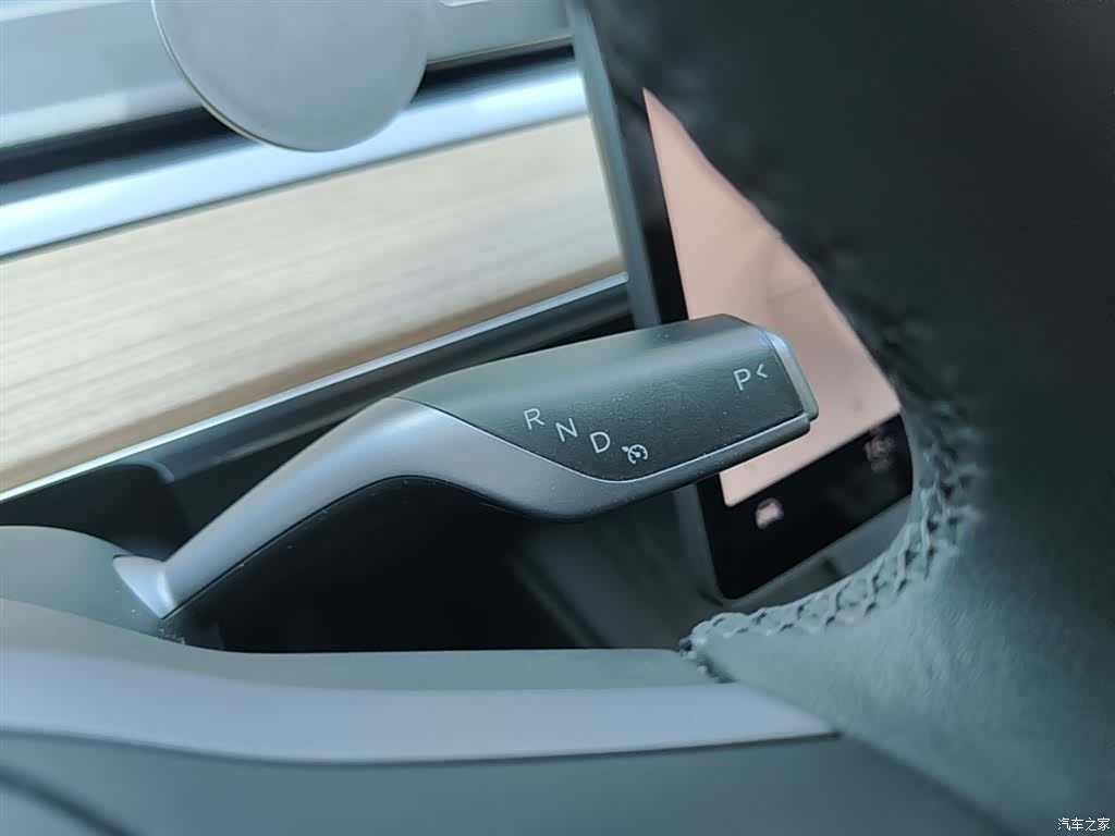 Tesla Model 3, 2023 14