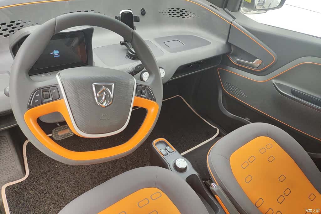 Wuling E100, 2020 12