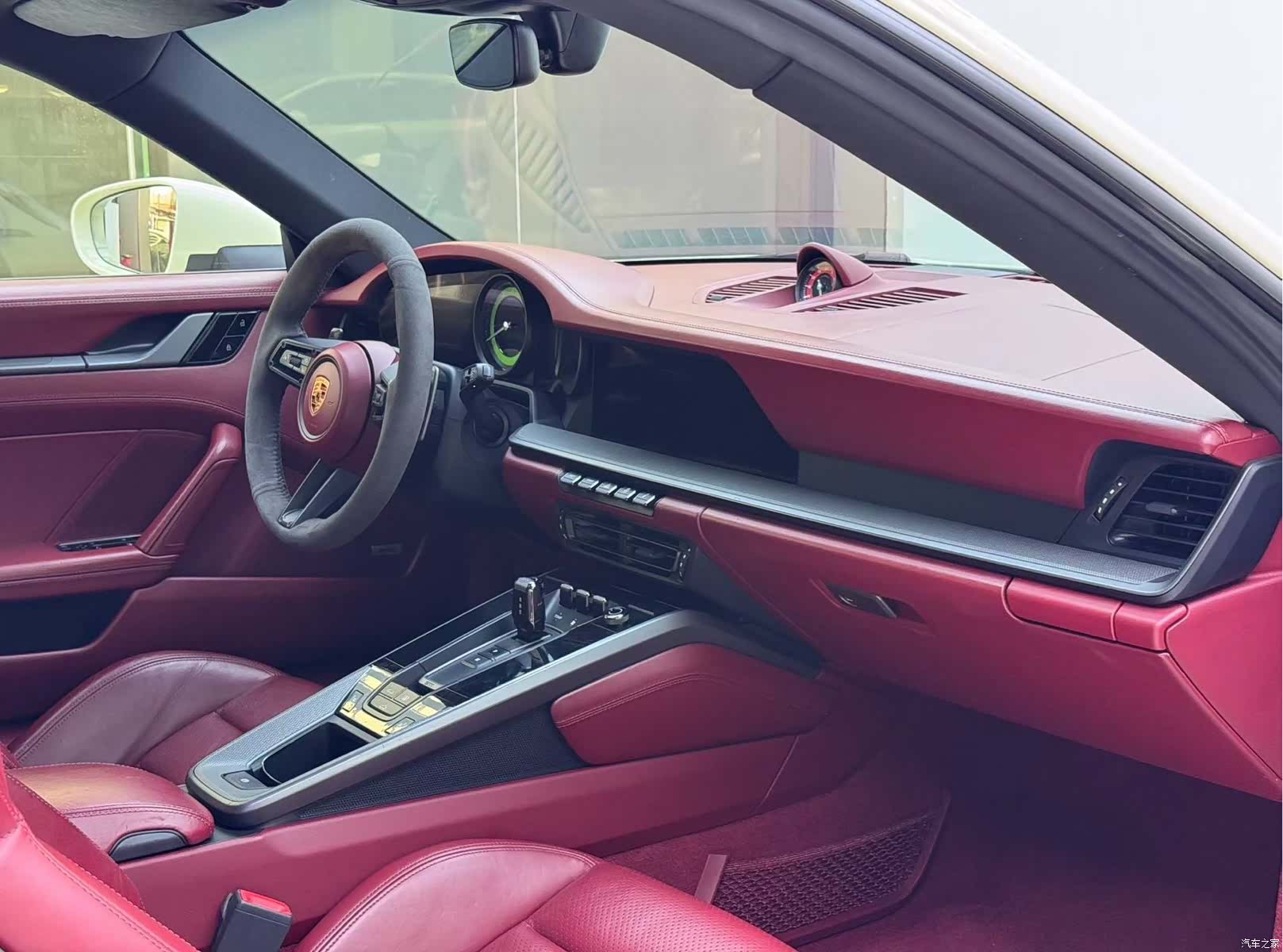 Porsche 911, 2020 6