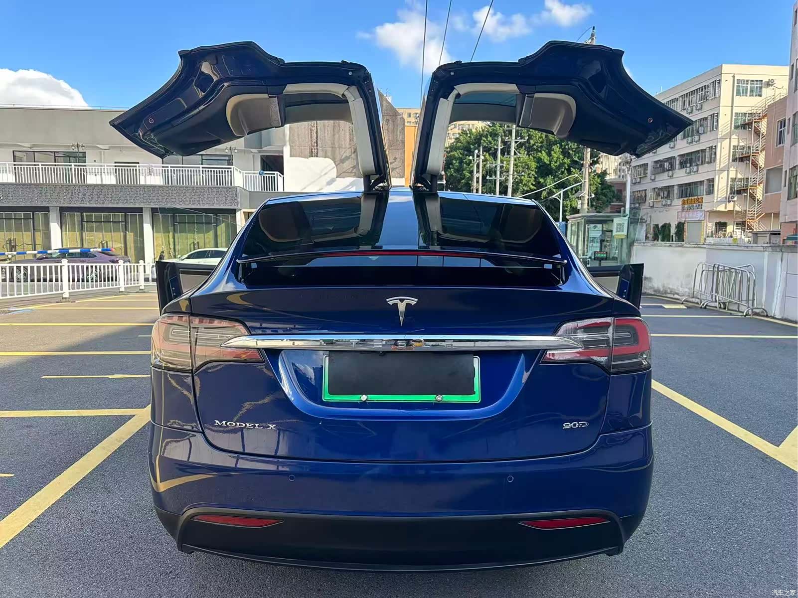 Tesla Model X, 2017 11