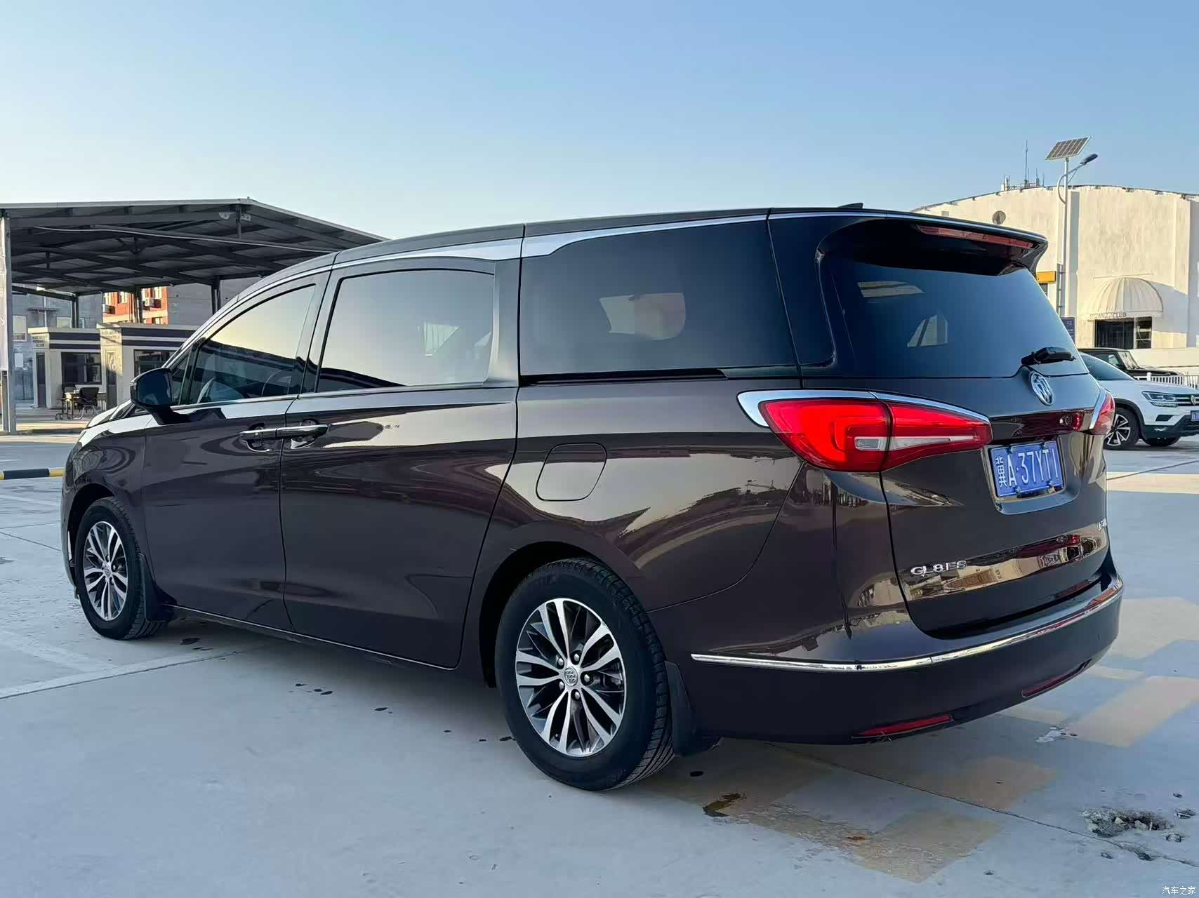 Buick GL8, 2016 6