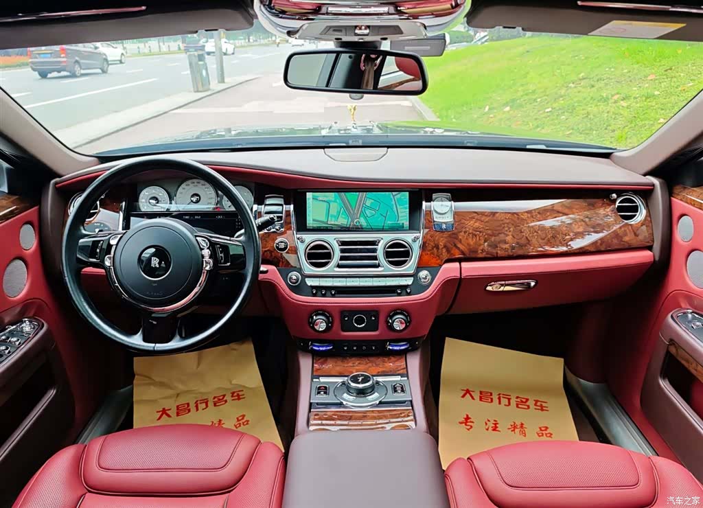 Rolls-Royce Ghost, 2017 13
