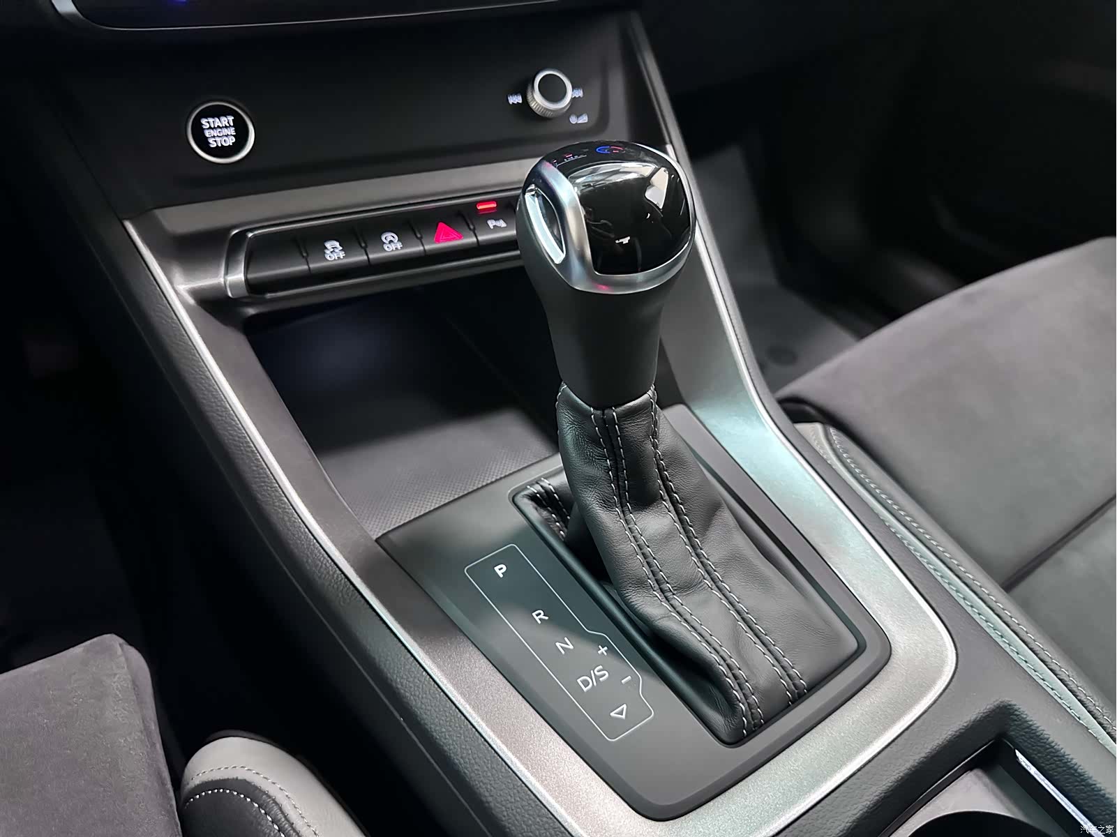 Audi Q3, 2022 18