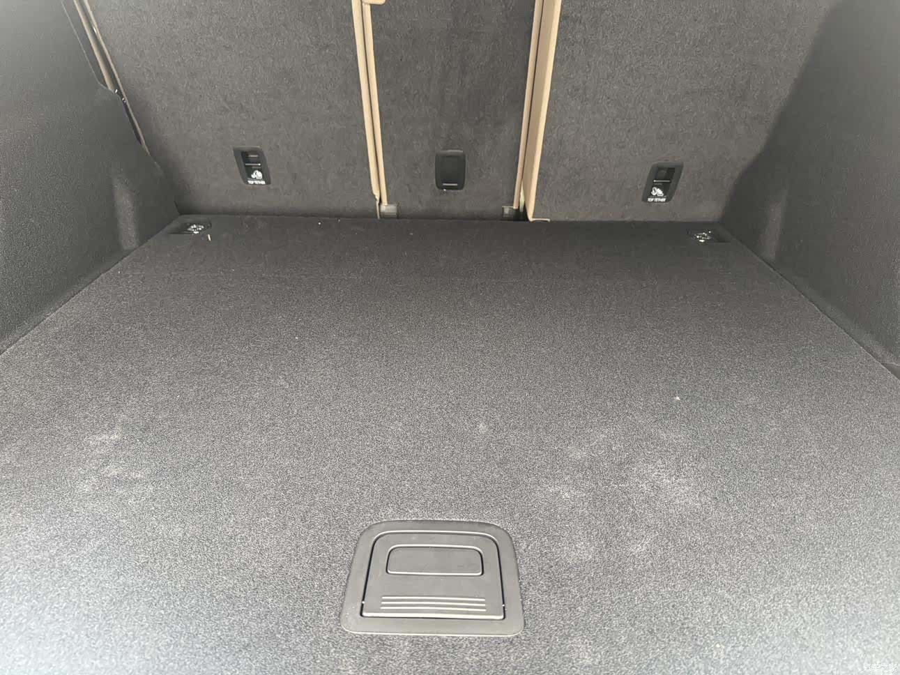 Audi Q5L, 2025 22
