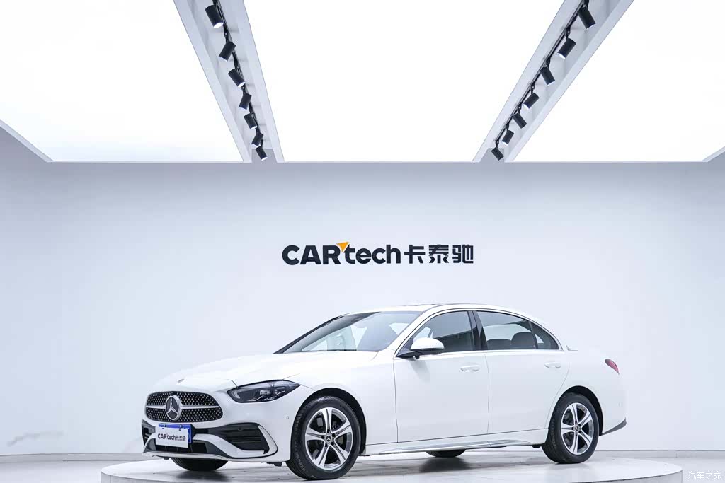 Mercedes-Benz C-Class, 2022 1