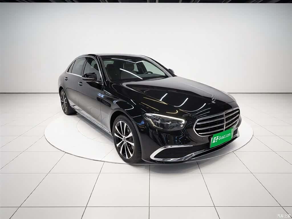 Mercedes-Benz E-Class, 2022 22