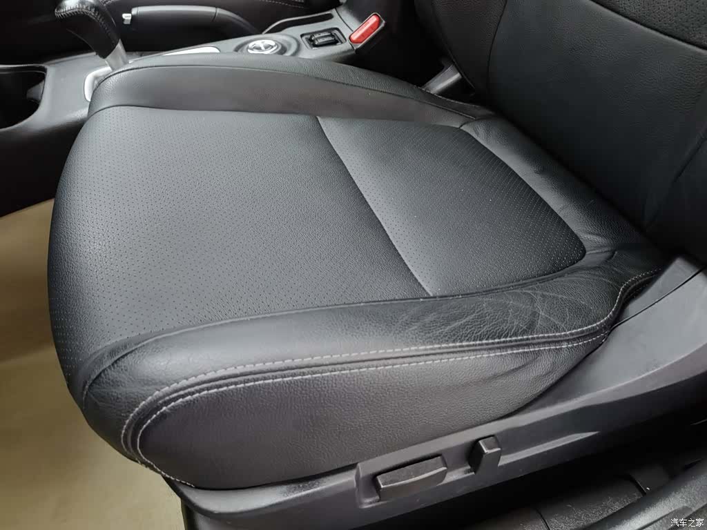 Mitsubishi Outlander, 2014 20