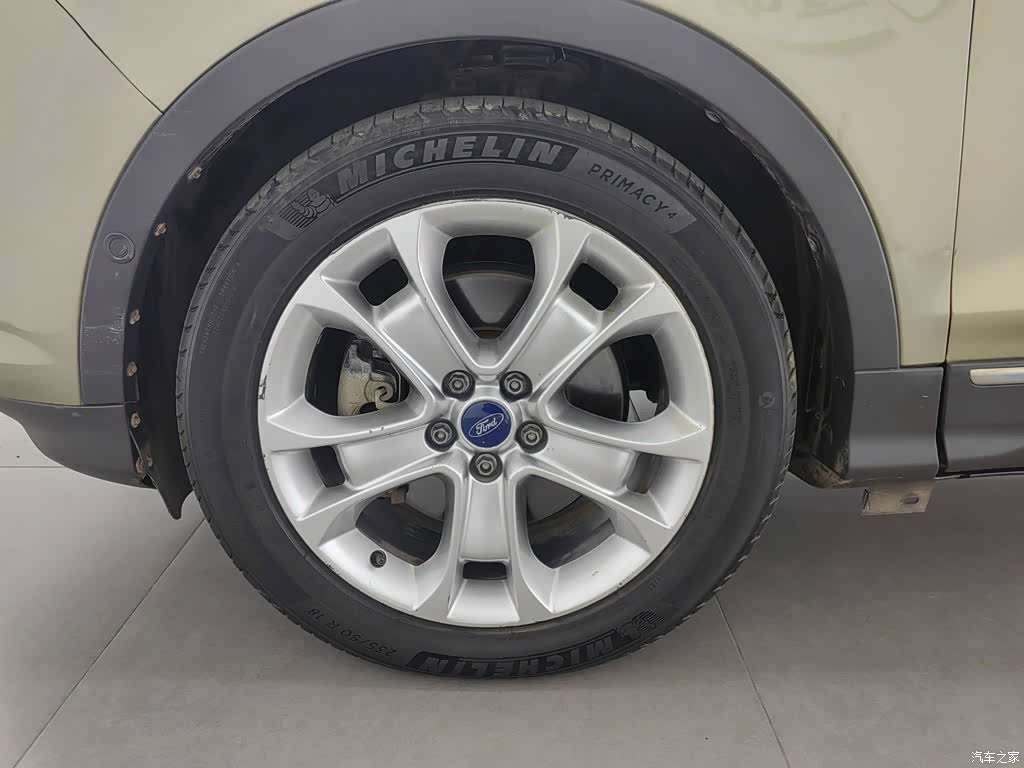 Ford Kuga, 2013 17