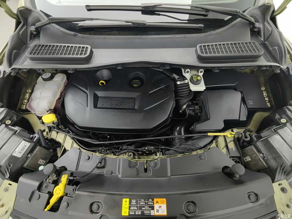 Ford Kuga, 2013 6