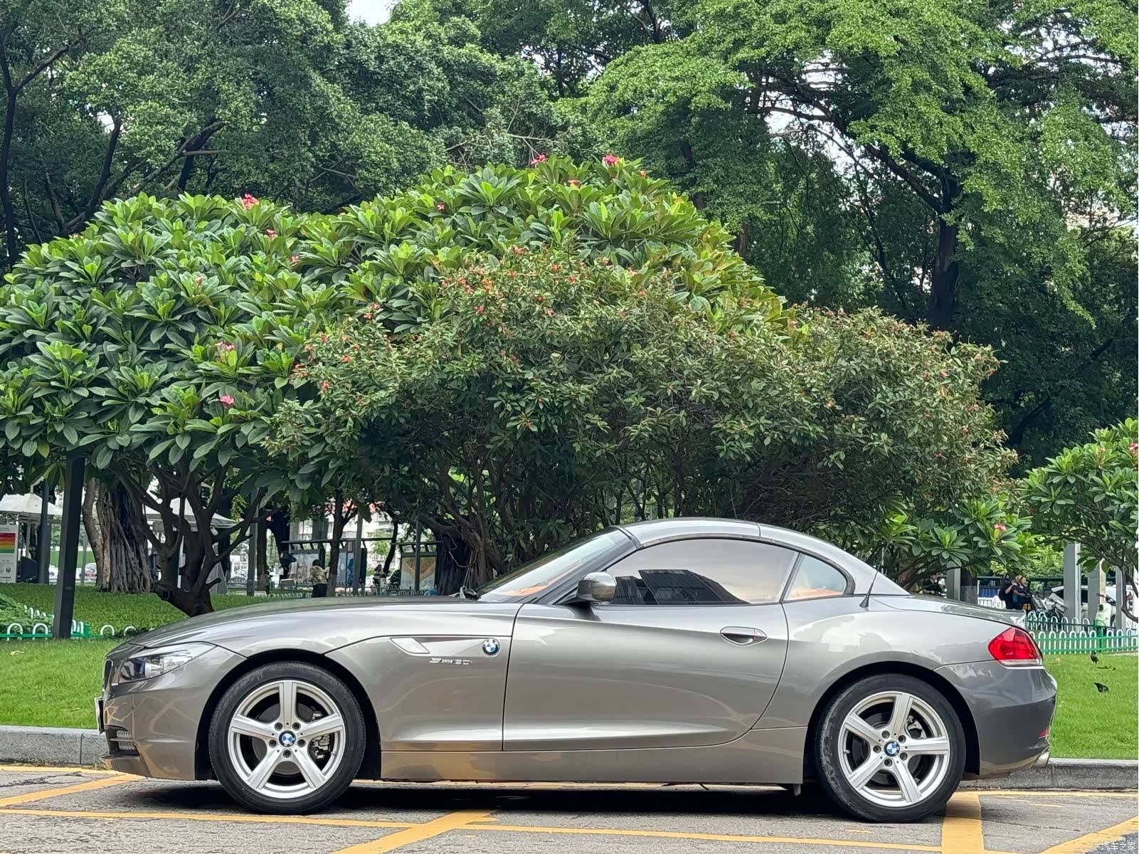 BMW Z4, 2010 4