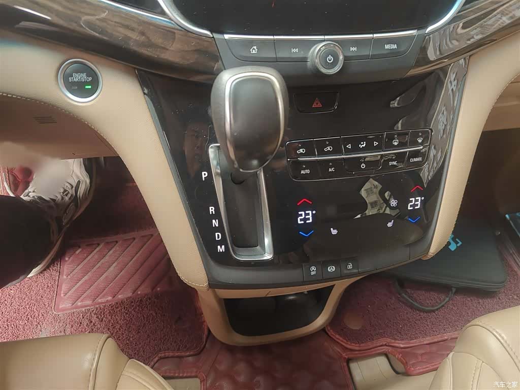Buick GL8, 2019 7