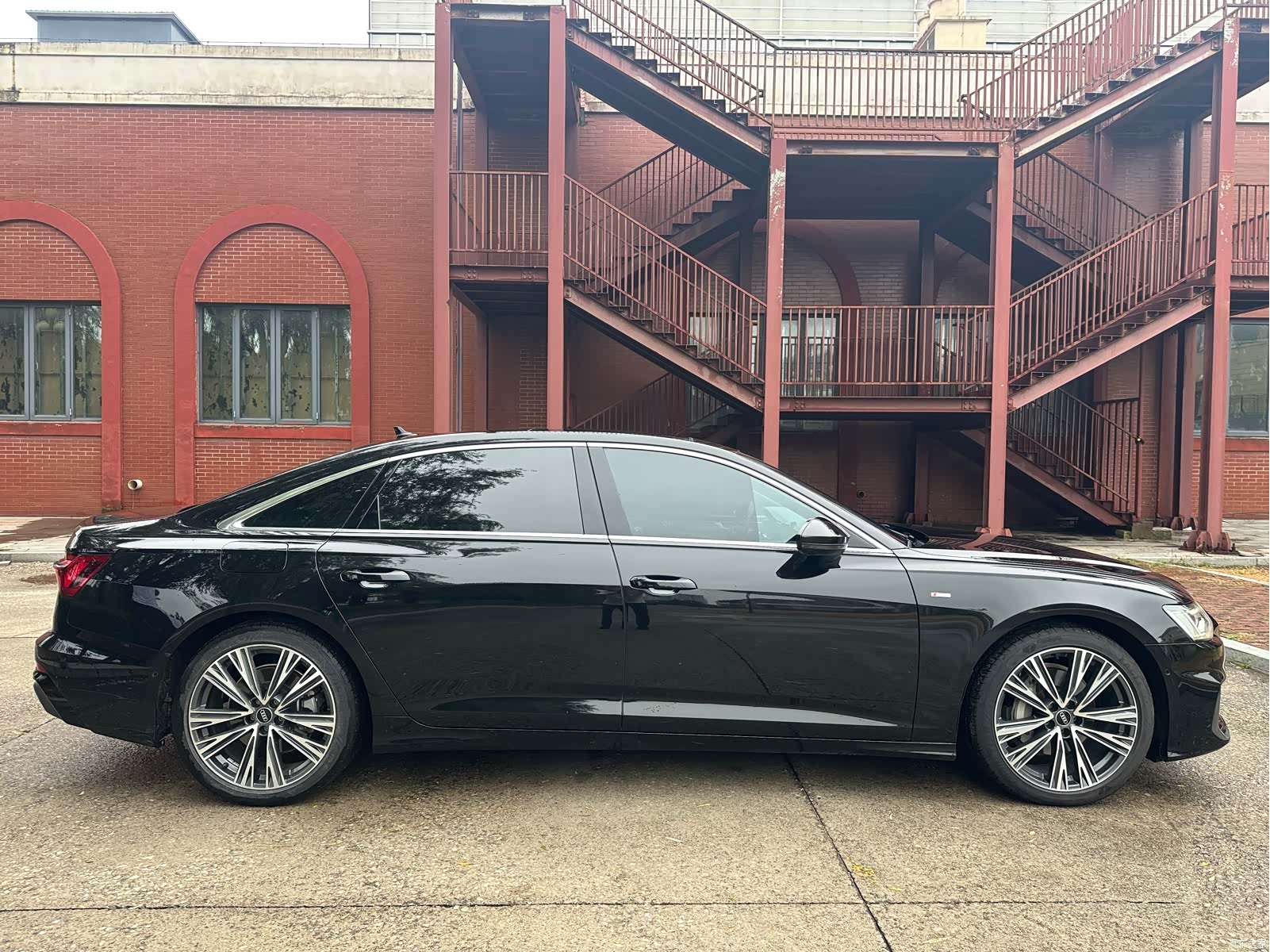 Audi A6L, 2022 8