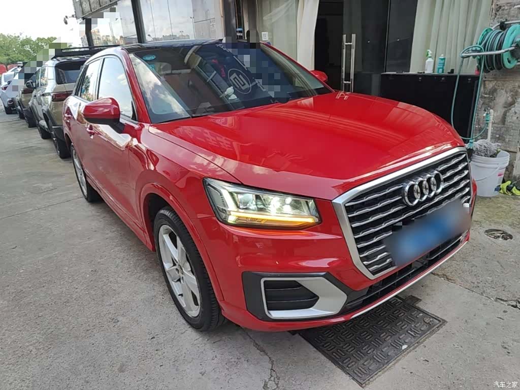 Audi Q2L, 2019 4