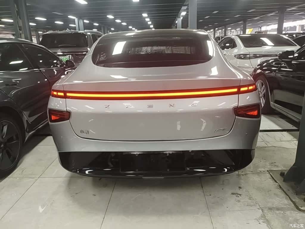 Xpeng P7, 2023 6
