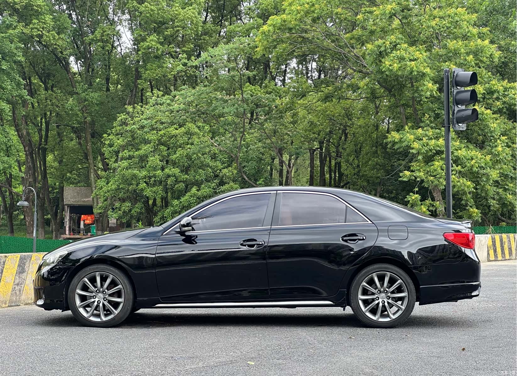 Toyota 2.5V, 2012 4