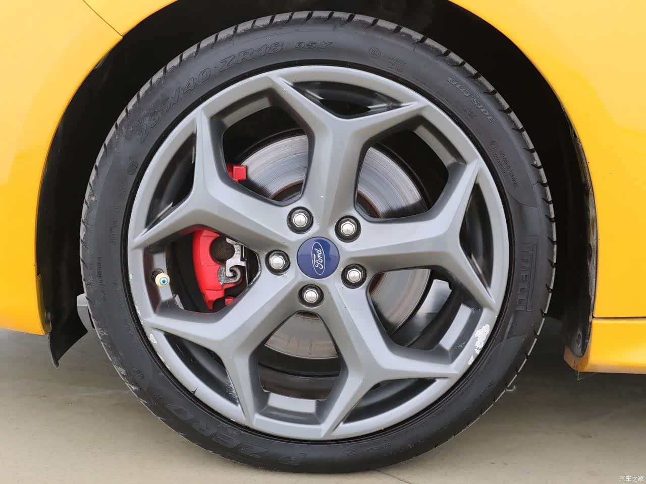 Ford Focus, 2013 7