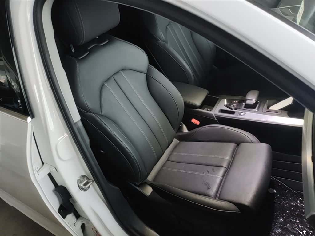 Audi A4L, 2021 25