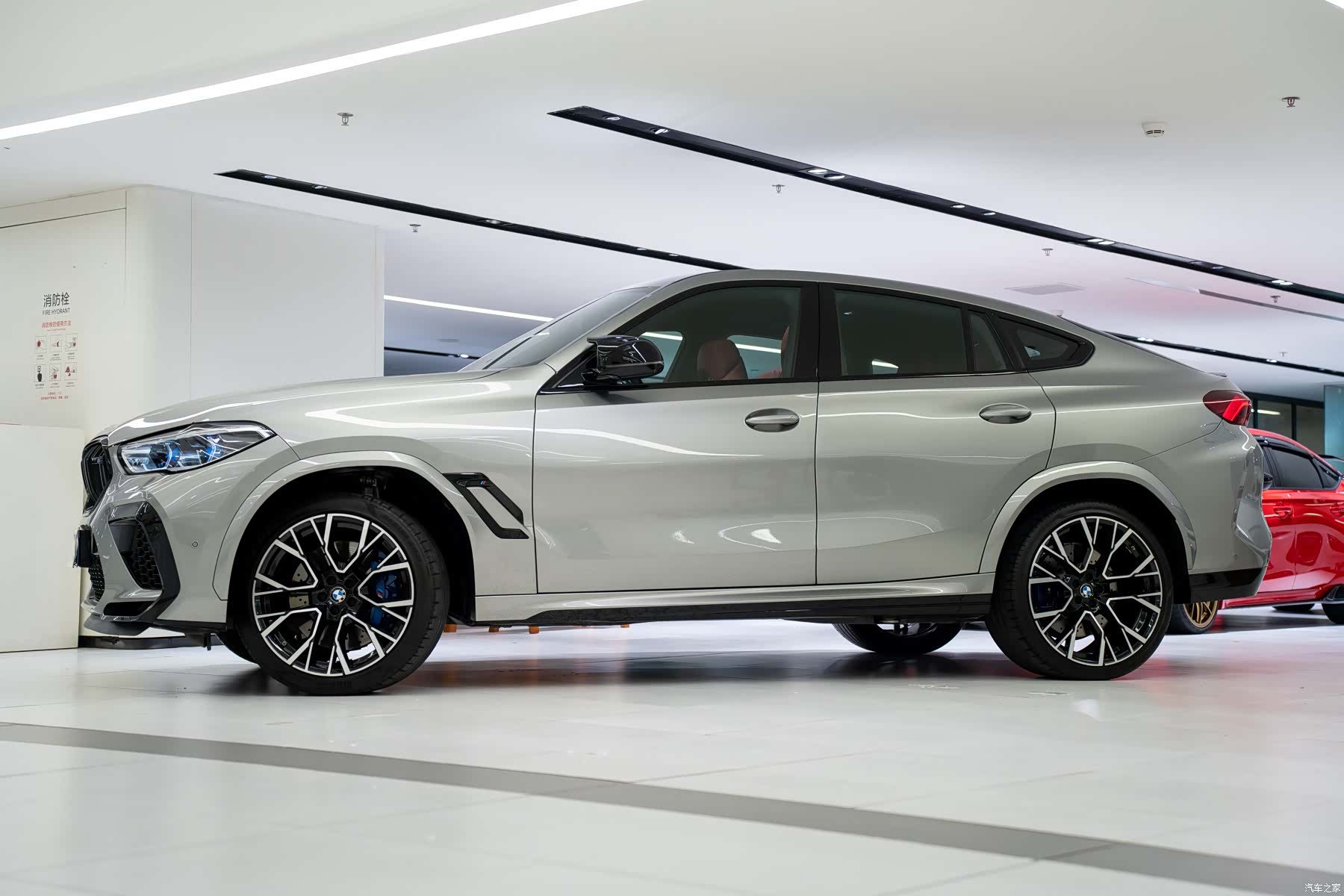 BMW X6, 2023 10