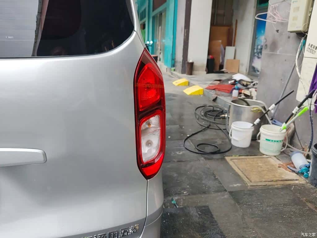 Wuling Hongguang, 2025 8