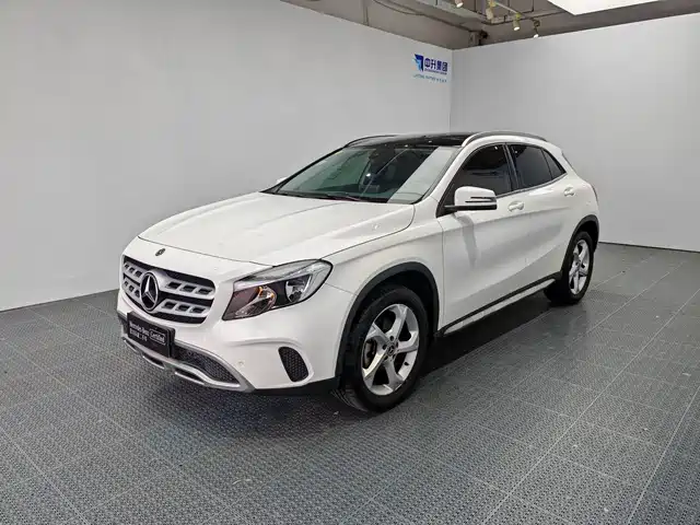 Mercedes-Benz GLA 2019 — купить из Китая под заказ