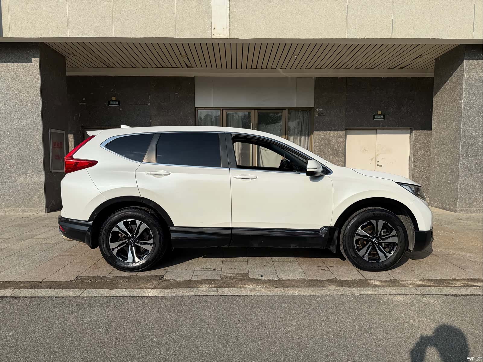 Honda CR-V, 2018 все фото