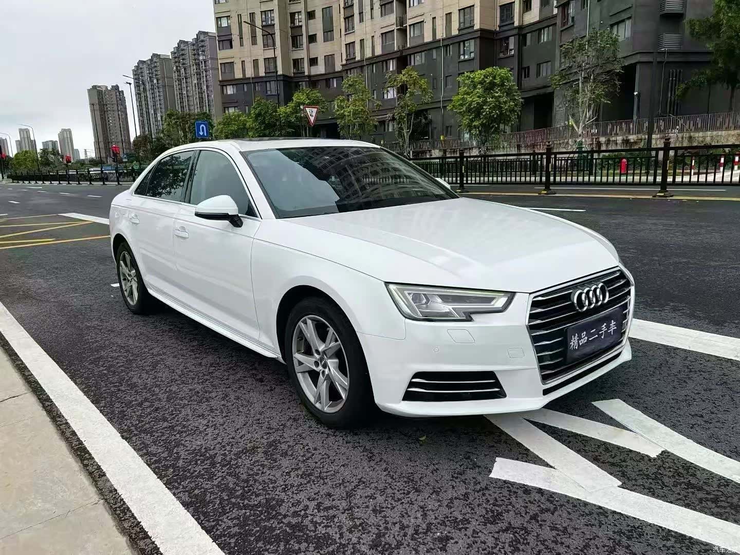 Audi A4L, 2018 3