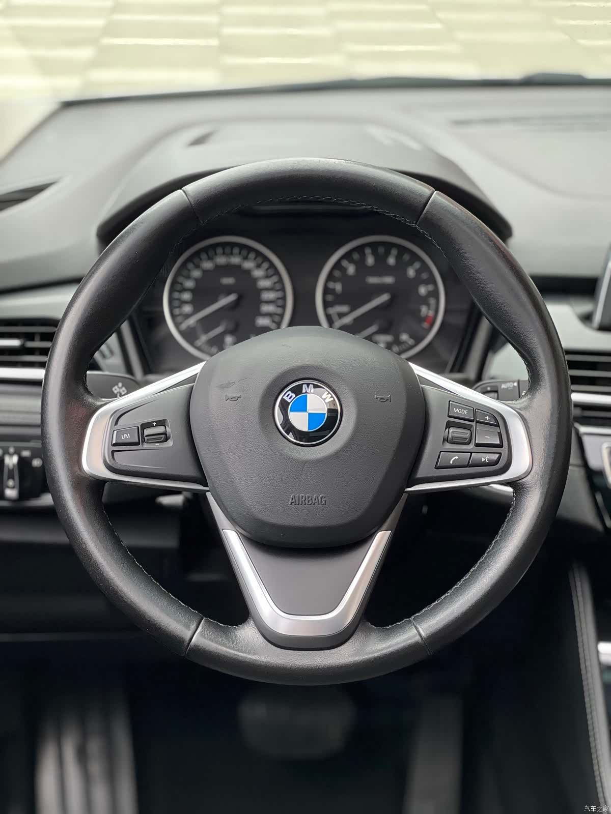 BMW 2 Series, 2018 все фото