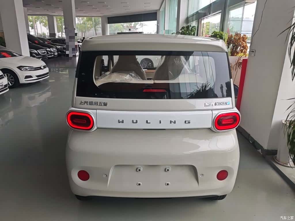 Wuling MINIEV, 2026 6