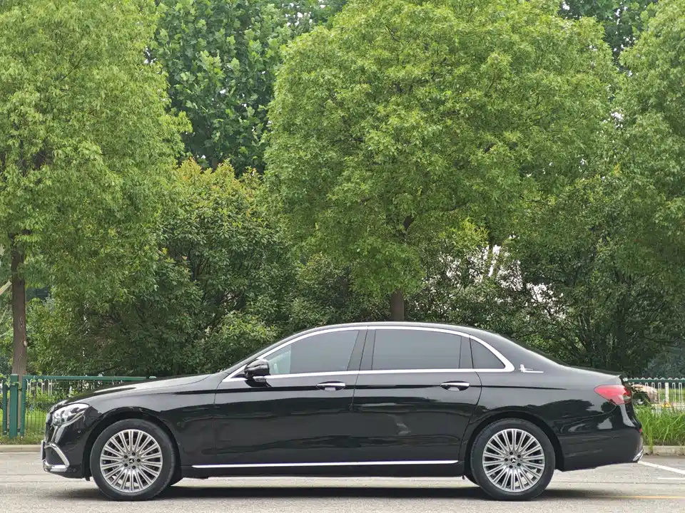 Mercedes-Benz E-class Mercedes-Benz E-class