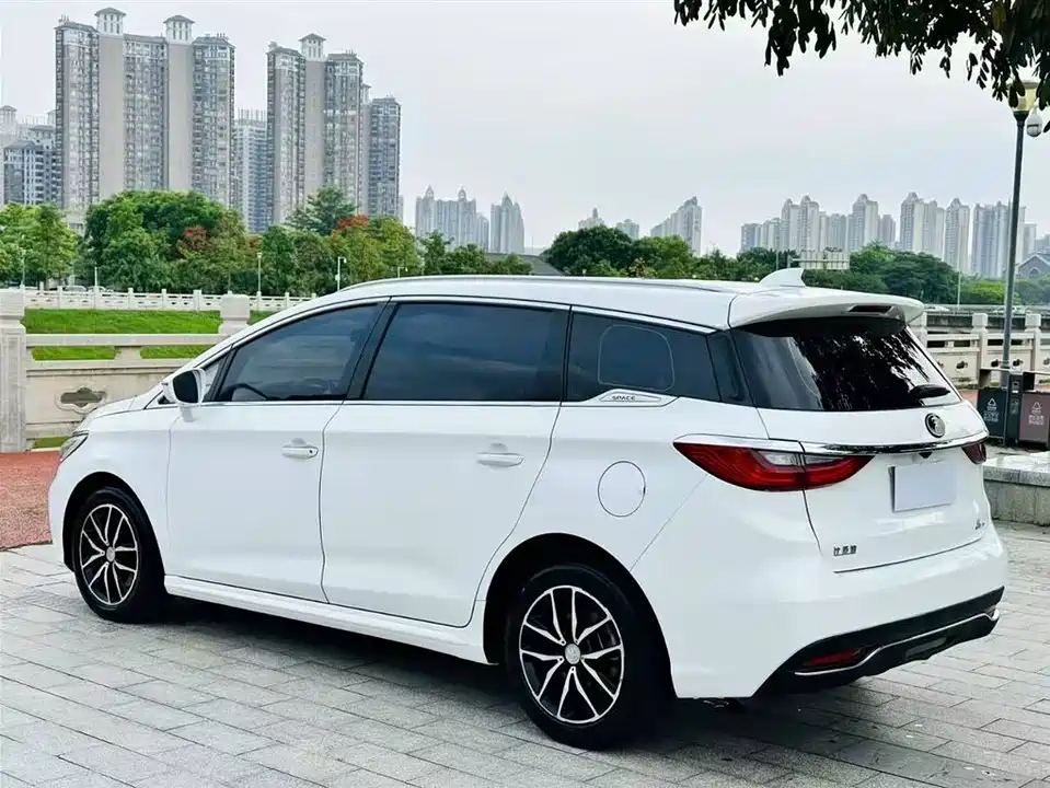 BYD Song MAX BYD Song MAX