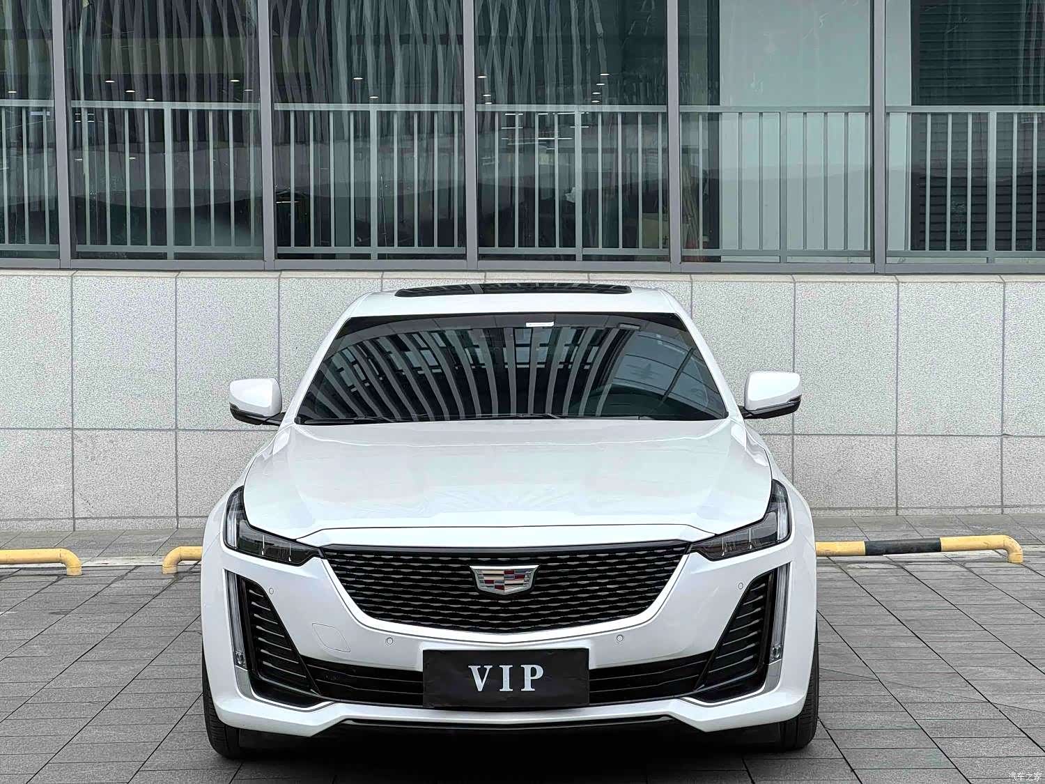 Cadillac CT5, 2023 2