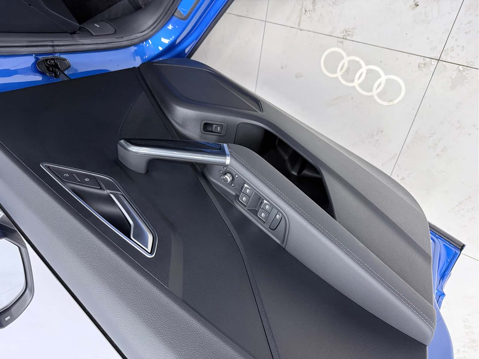 Audi Q2L, 2022 21