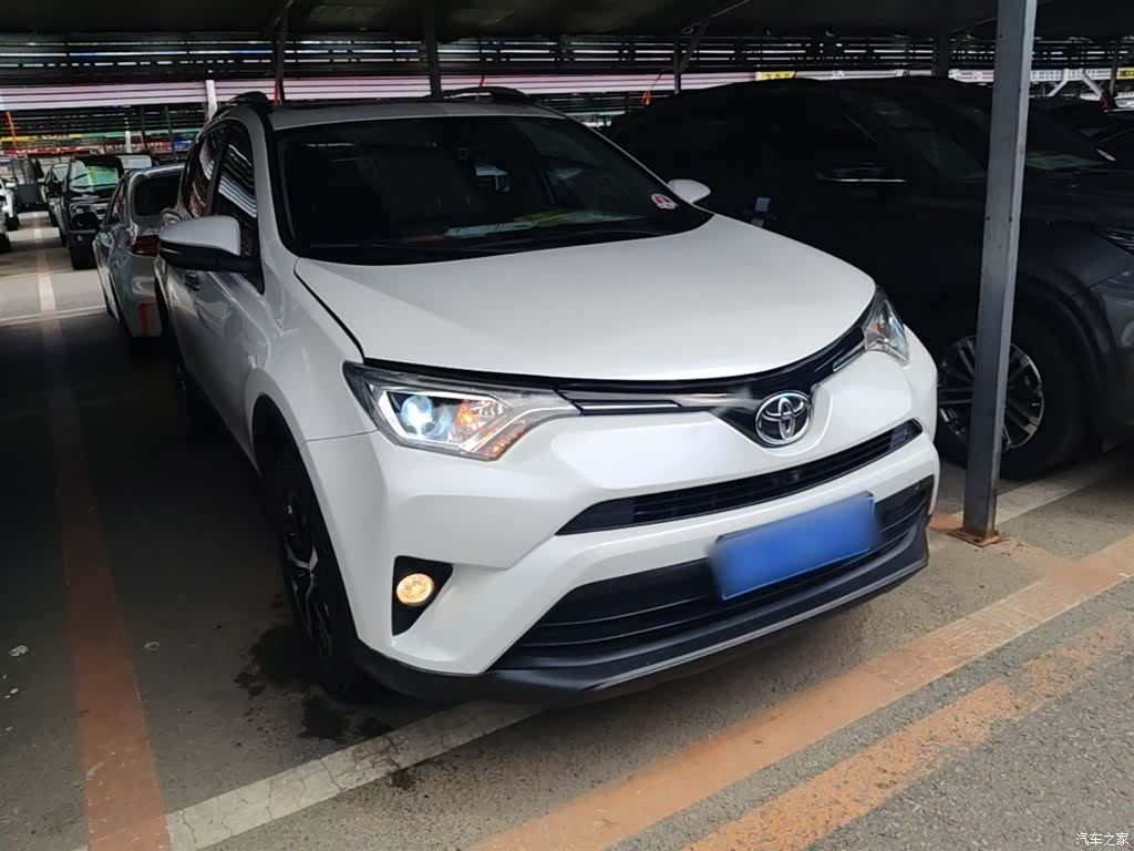 Toyota RAV4, 2017 4