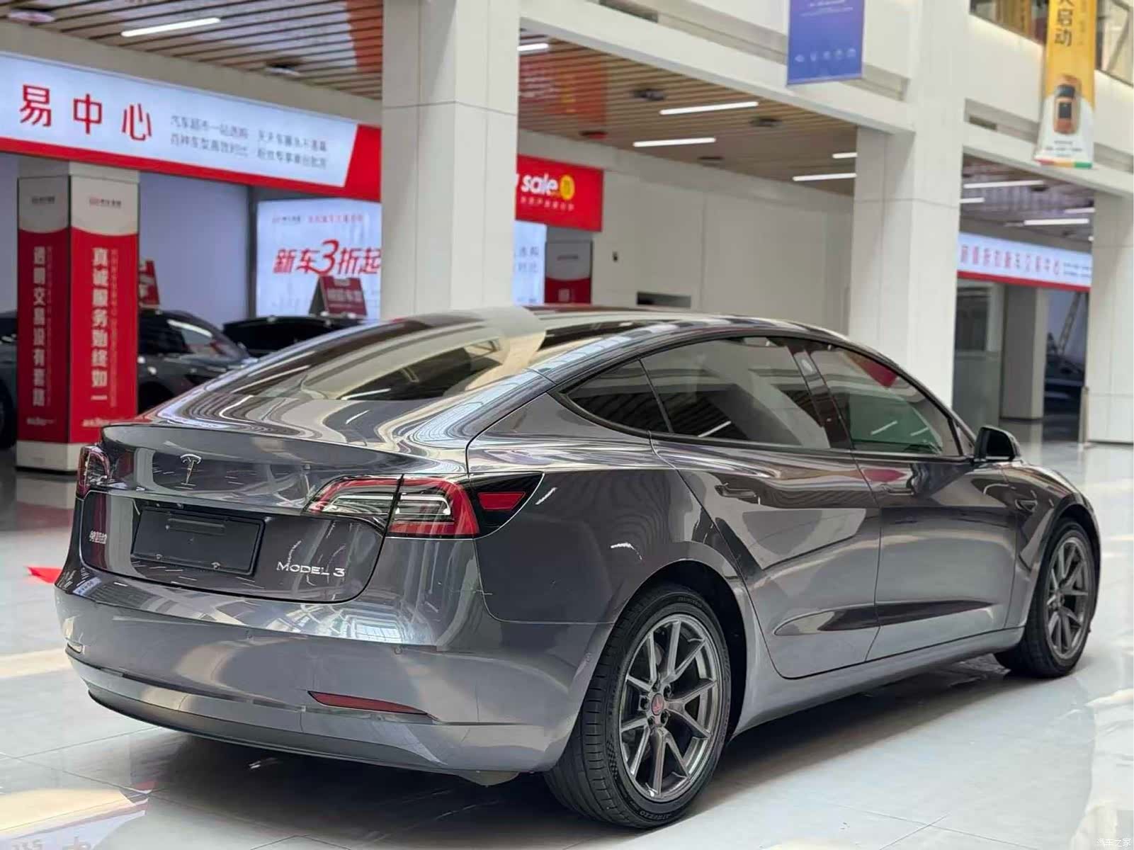 Tesla Model 3, 2021 29