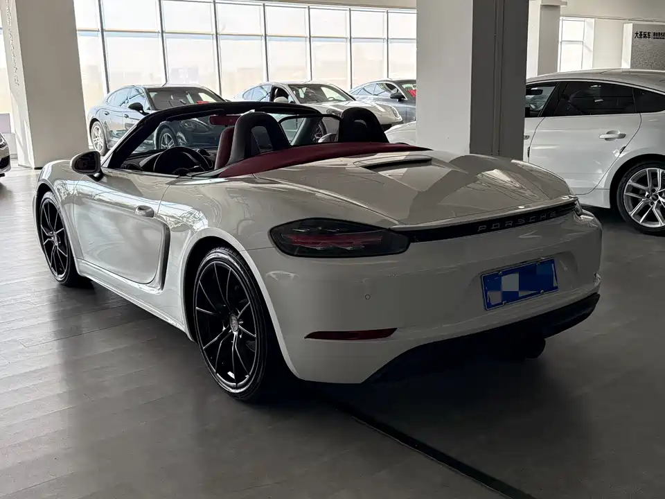 Porsche 718