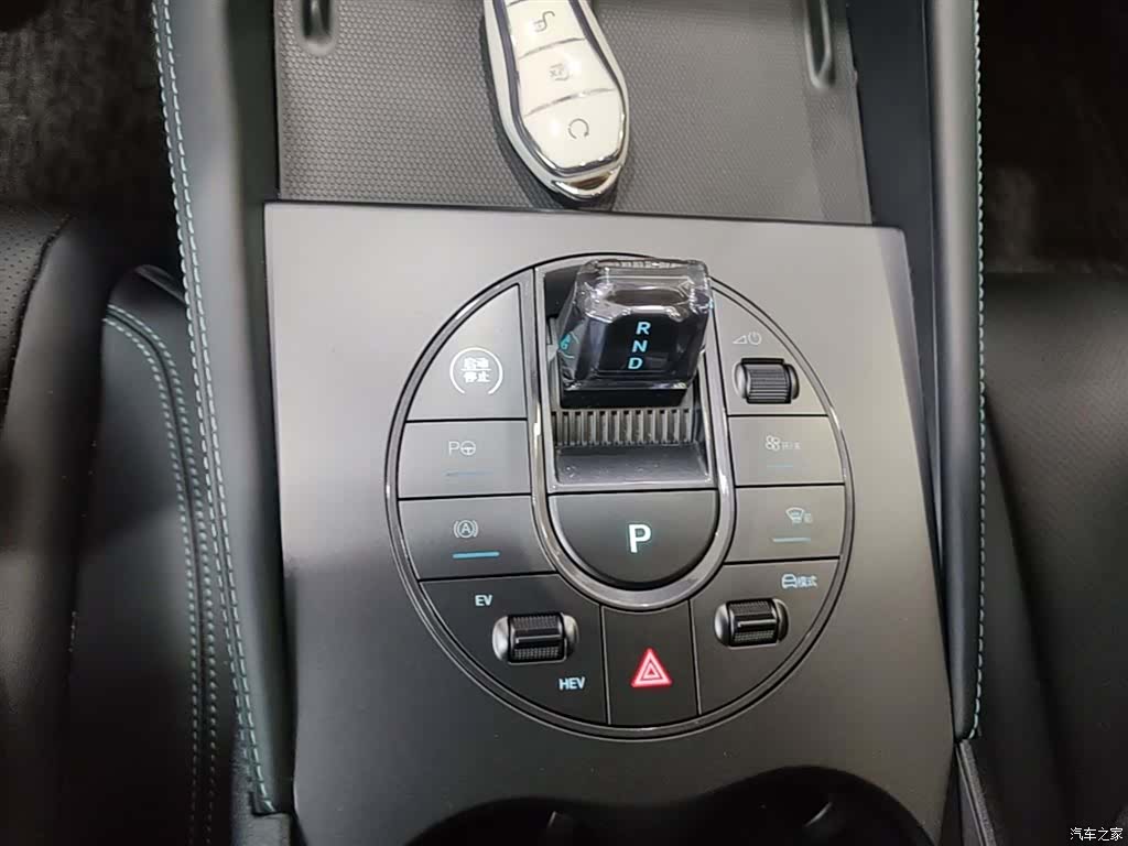 BYD Seal, 2025 14