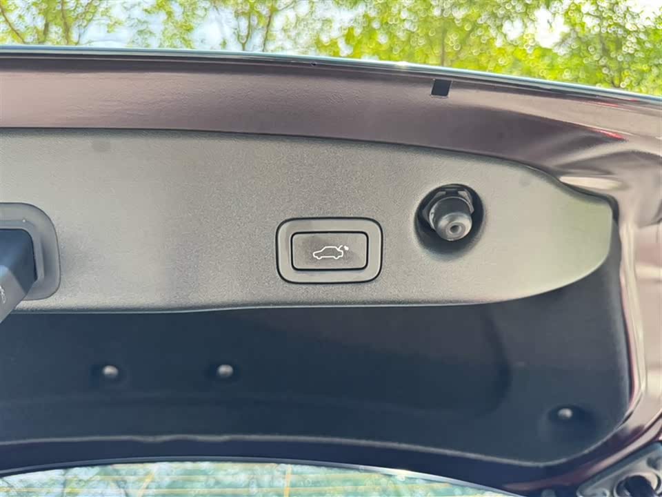 Jaguar XJ Jaguar XJ