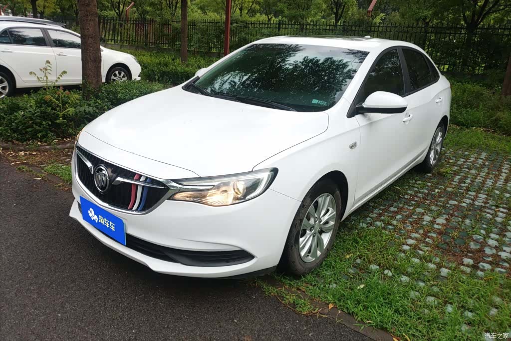 Buick V, 2018 1