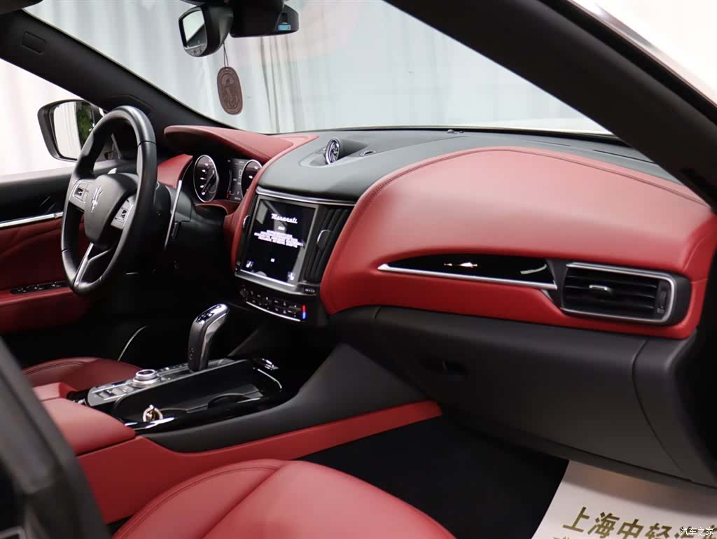 Maserati Levante, 2024 16