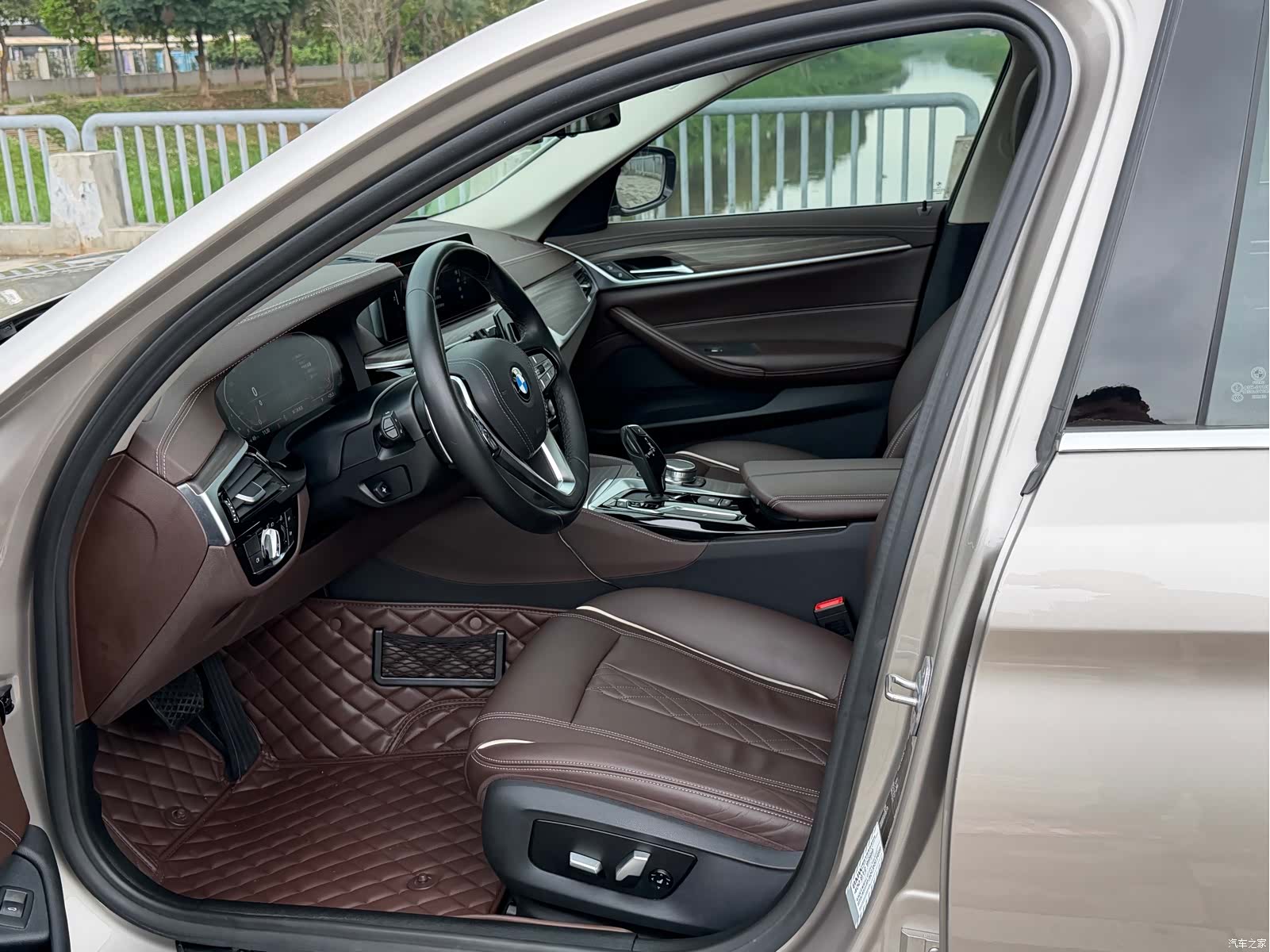 BMW 5 Series, 2019 12
