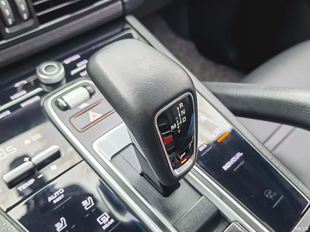 Porsche Cayenne, 2019 13