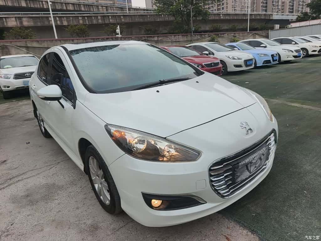Peugeot 308, 2014 22