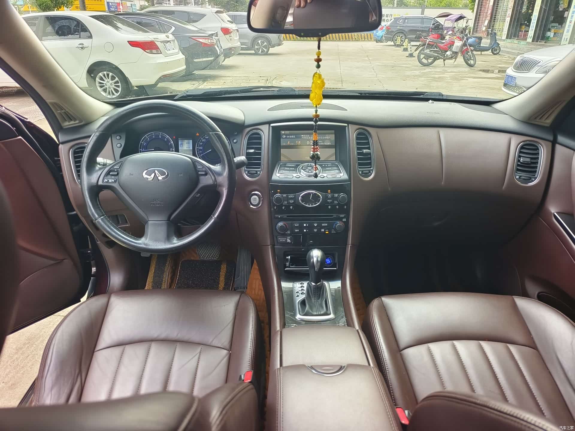 Infiniti EX25, 2012 8