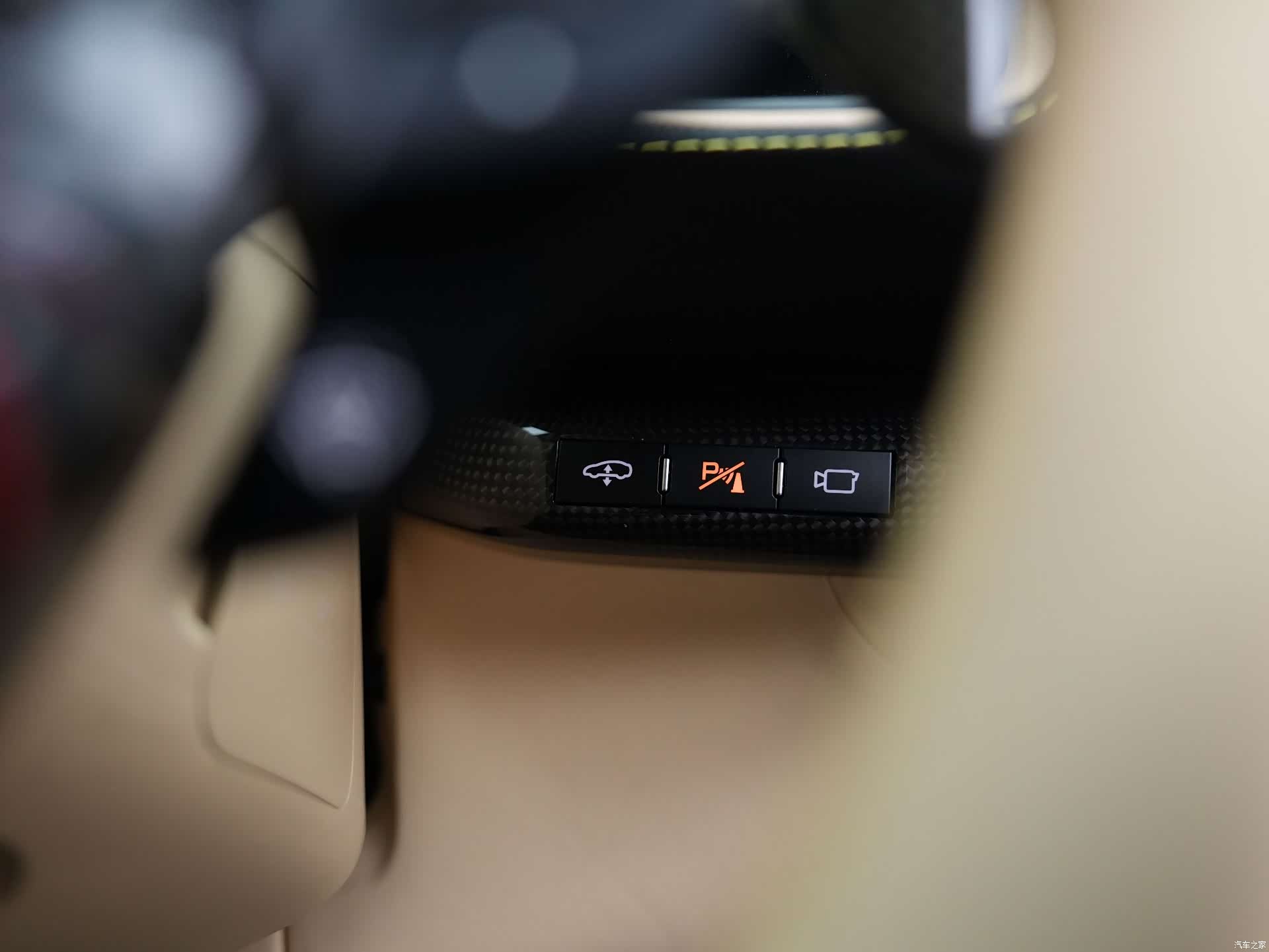 Ferrari 812, 2022 16