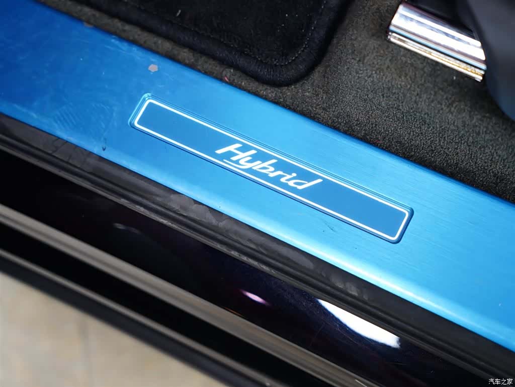 Bentley Bentayga, 2021 37